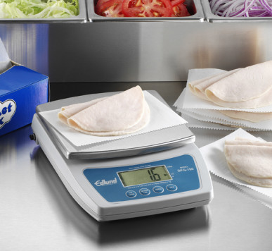Edlund EDL-10 Rechargeable 10 lb. Digital Portion Control Scale with 6 x 6  3/4
